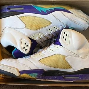 Air Jordan retro 5 Grapes sz14